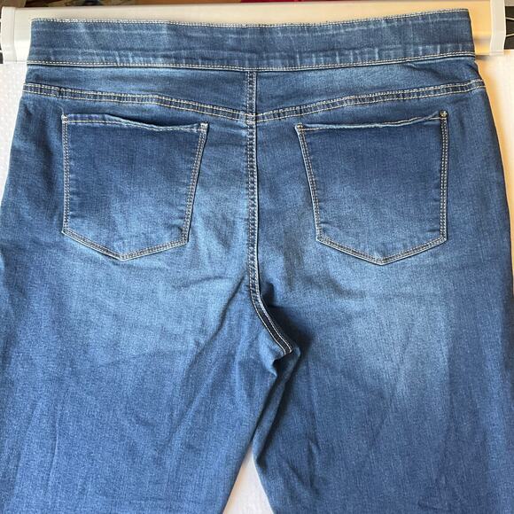Croft & Barrow Women Denim Skinny Jeggings size 16 Blue Mid Rise Stretch Pull On - Picture 11 of 11